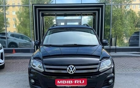 Volkswagen Tiguan I, 2011 год, 949 000 рублей, 2 фотография