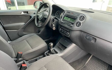 Volkswagen Tiguan I, 2011 год, 949 000 рублей, 12 фотография