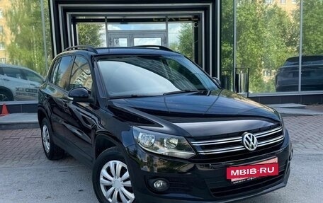 Volkswagen Tiguan I, 2011 год, 949 000 рублей, 3 фотография