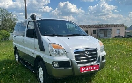 Hyundai Starex I рестайлинг, 2007 год, 1 580 000 рублей, 3 фотография