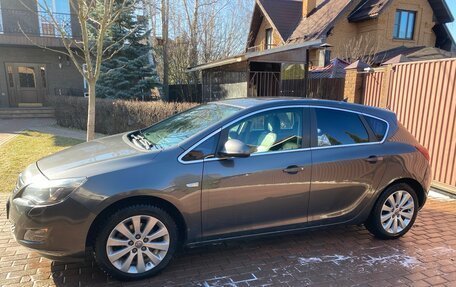 Opel Astra J, 2010 год, 780 000 рублей, 7 фотография