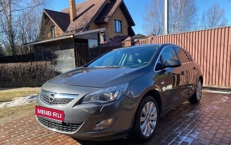 Opel Astra J, 2010 год, 780 000 рублей, 6 фотография