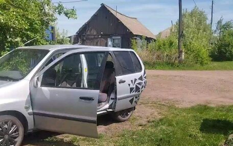 Toyota Raum I, 1997 год, 350 000 рублей, 4 фотография