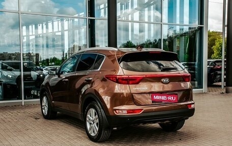 KIA Sportage IV рестайлинг, 2016 год, 2 100 000 рублей, 6 фотография