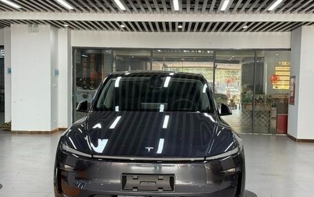 Tesla Model Y I, 2025 год, 5 800 000 рублей, 2 фотография