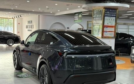 Tesla Model Y I, 2025 год, 5 800 000 рублей, 5 фотография