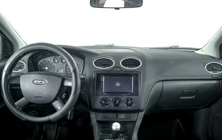 Ford Focus II рестайлинг, 2005 год, 370 000 рублей, 5 фотография