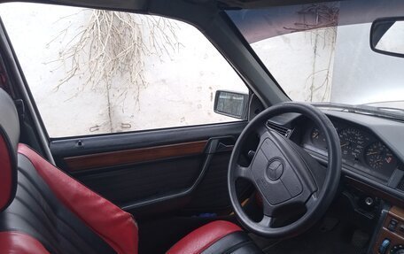 Mercedes-Benz W124, 1990 год, 270 000 рублей, 2 фотография