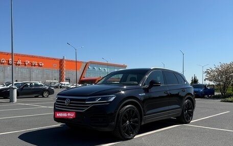 Volkswagen Touareg III, 2019 год, 5 820 000 рублей, 3 фотография