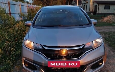 Honda Fit III, 2019 год, 1 195 000 рублей, 2 фотография