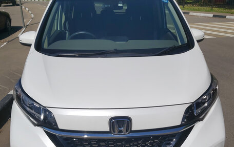 Honda Freed II, 2019 год, 1 999 000 рублей, 3 фотография