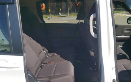Honda Freed II, 2019 год, 1 999 000 рублей, 5 фотография