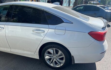 Honda Accord IX рестайлинг, 2019 год, 1 650 000 рублей, 2 фотография
