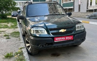 Chevrolet Niva I рестайлинг, 2004 год, 350 000 рублей, 1 фотография