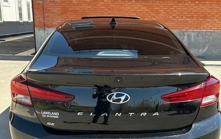 Hyundai Elantra VI рестайлинг, 2018 год, 1 780 000 рублей, 5 фотография