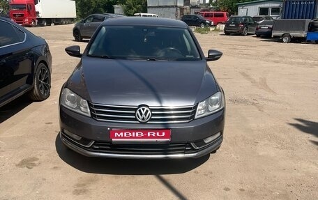 Volkswagen Passat B7, 2013 год, 1 350 000 рублей, 1 фотография