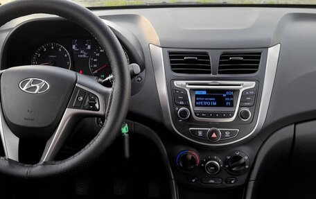 Hyundai Solaris II рестайлинг, 2016 год, 1 050 000 рублей, 5 фотография