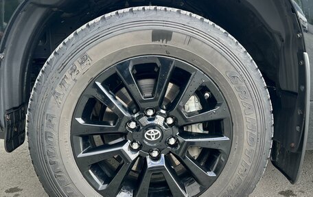 Toyota Land Cruiser Prado 150 рестайлинг 2, 2021 год, 7 499 000 рублей, 10 фотография