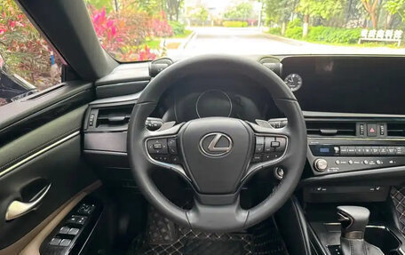 Lexus ES VII, 2022 год, 2 998 913 рублей, 7 фотография