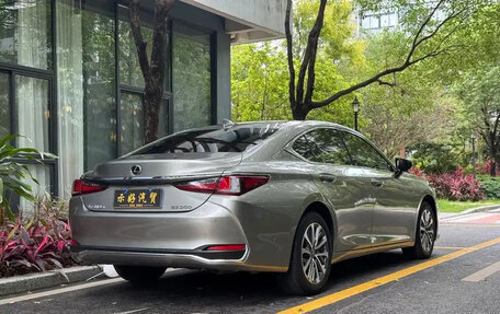 Lexus ES VII, 2022 год, 2 998 913 рублей, 5 фотография