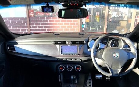 Alfa Romeo Giulietta, 2014 год, 902 000 рублей, 9 фотография