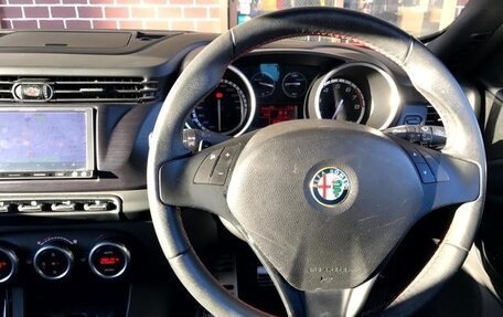 Alfa Romeo Giulietta, 2014 год, 902 000 рублей, 10 фотография