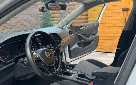 Volkswagen Jetta VII, 2019 год, 1 700 000 рублей, 4 фотография