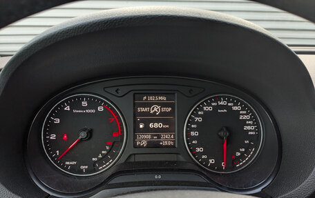 Audi A3, 2015 год, 1 550 000 рублей, 13 фотография