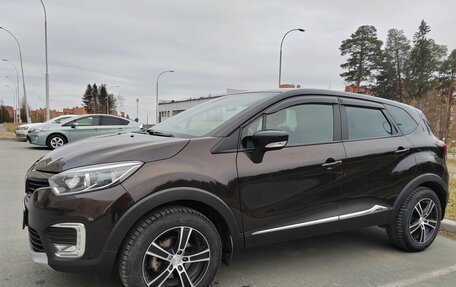 Renault Kaptur I рестайлинг, 2017 год, 1 390 000 рублей, 2 фотография