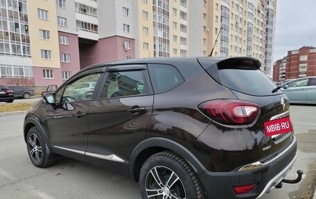 Renault Kaptur I рестайлинг, 2017 год, 1 390 000 рублей, 3 фотография