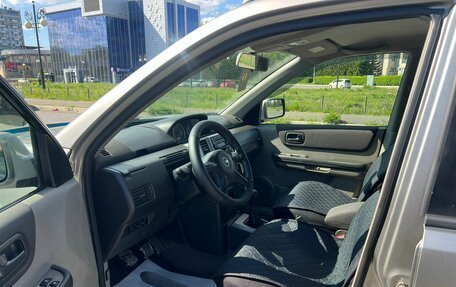 Nissan X-Trail, 2004 год, 529 999 рублей, 10 фотография
