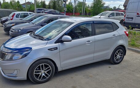 KIA Rio III рестайлинг, 2013 год, 870 000 рублей, 2 фотография