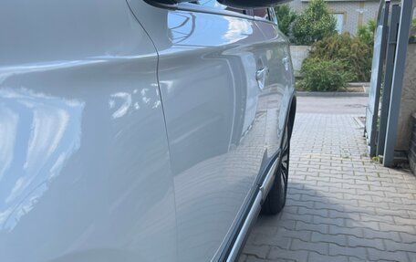 Mitsubishi Outlander III рестайлинг 3, 2019 год, 2 250 000 рублей, 5 фотография