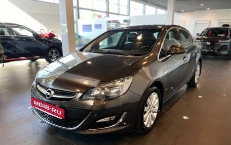 Opel Astra J, 2013 год, 950 000 рублей, 7 фотография
