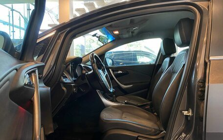 Opel Astra J, 2013 год, 950 000 рублей, 16 фотография