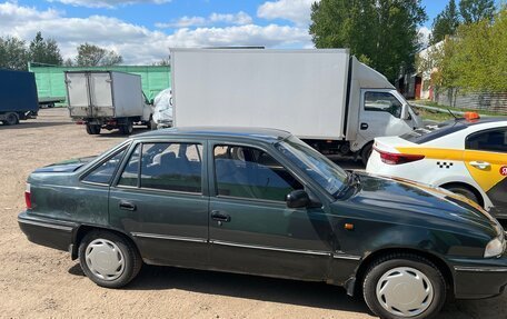 Daewoo Nexia I рестайлинг, 2004 год, 100 000 рублей, 2 фотография