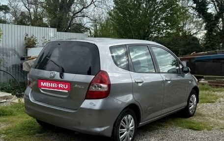 Honda Jazz I рестайлинг, 2005 год, 580 000 рублей, 3 фотография