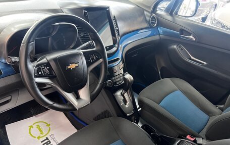 Chevrolet Orlando I, 2012 год, 1 295 000 рублей, 8 фотография
