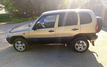 Chevrolet Niva I рестайлинг, 2006 год, 450 000 рублей, 4 фотография