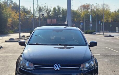 Volkswagen Polo VI (EU Market), 2015 год, 1 170 000 рублей, 2 фотография