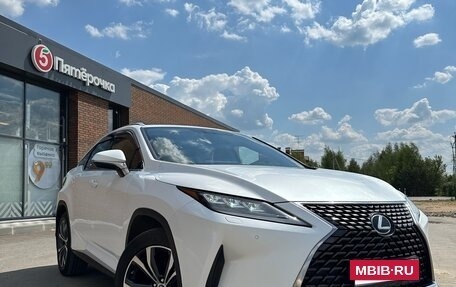 Lexus RX IV рестайлинг, 2020 год, 5 200 000 рублей, 3 фотография