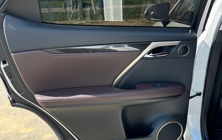 Lexus RX IV рестайлинг, 2020 год, 5 200 000 рублей, 14 фотография