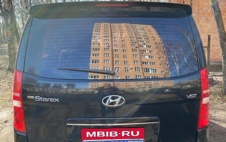 Hyundai Grand Starex Grand Starex I рестайлинг 2, 2017 год, 3 100 000 рублей, 3 фотография
