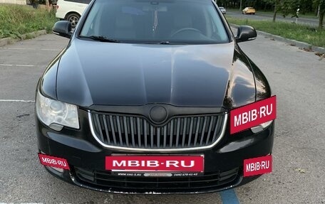 Skoda Superb III рестайлинг, 2010 год, 800 000 рублей, 2 фотография