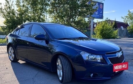 Chevrolet Cruze II, 2010 год, 705 000 рублей, 7 фотография