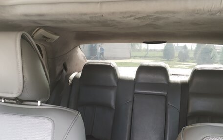 Chrysler 300C II, 2004 год, 930 000 рублей, 10 фотография