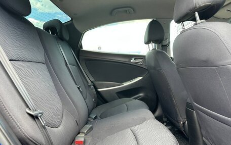 Hyundai Solaris II рестайлинг, 2011 год, 850 000 рублей, 4 фотография