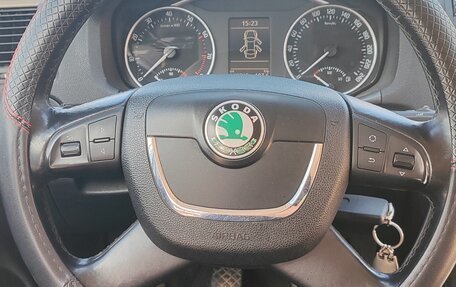 Skoda Octavia, 2011 год, 870 000 рублей, 9 фотография