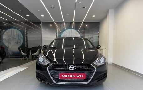 Hyundai i40 I рестайлинг, 2016 год, 1 350 000 рублей, 2 фотография