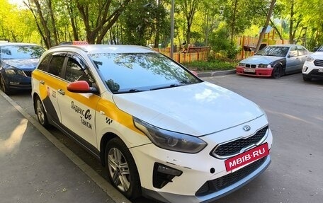 KIA cee'd III, 2019 год, 1 000 000 рублей, 2 фотография